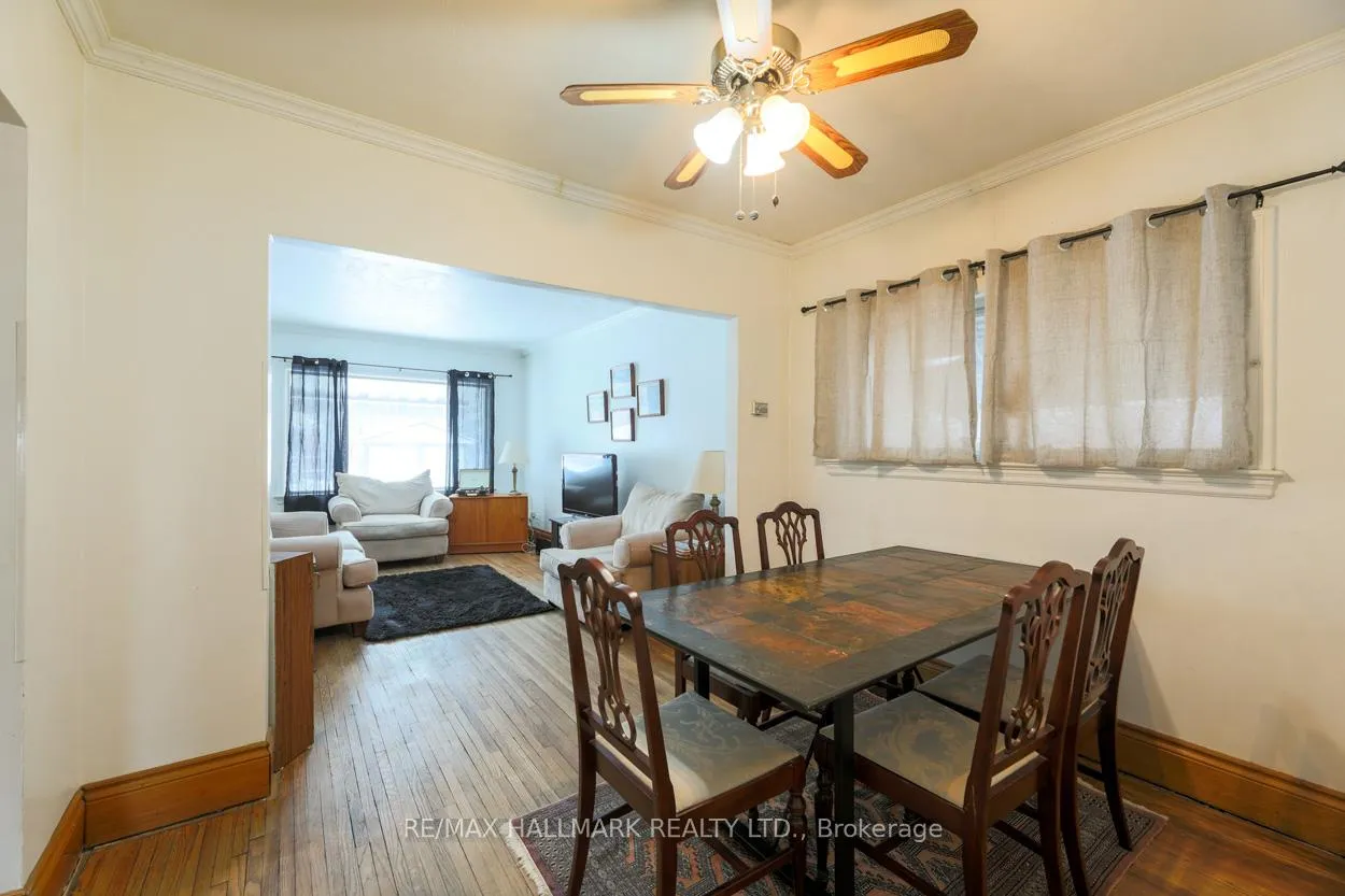 Photo 4 of 21 Phenix Drive, Scarborough, Birchcliffe-Cliffside — HOMEH