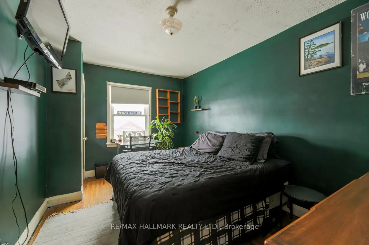 Photo 7 of 21 Phenix Drive, Scarborough, Birchcliffe-Cliffside — HOMEH