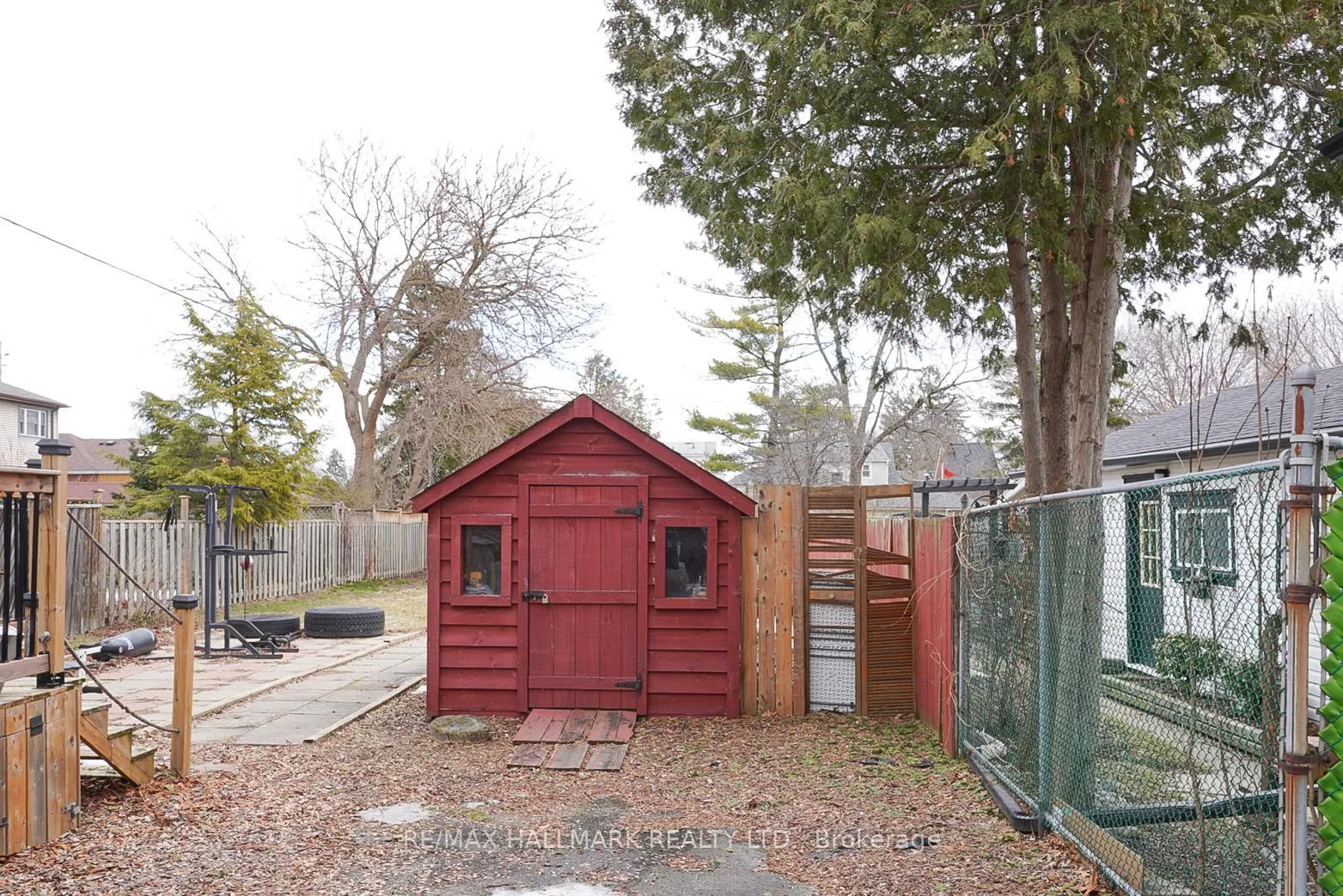 Photo 16 of 21 Phenix Drive, Scarborough, Birchcliffe-Cliffside — HOMEH