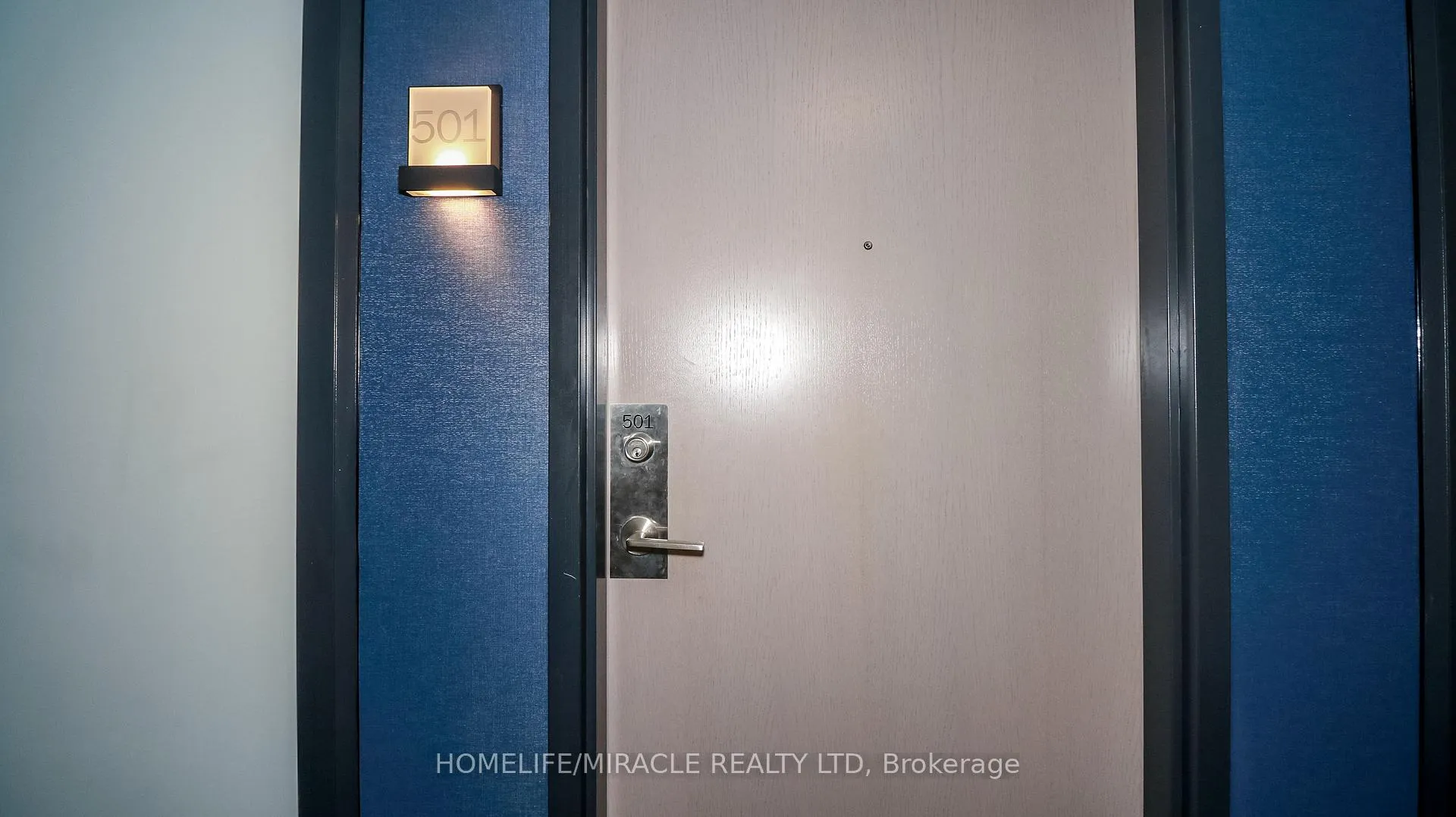 Photo 11 of Unit 501, 58 Lakeside Terrace, Barrie, Little Lake — HOMEH