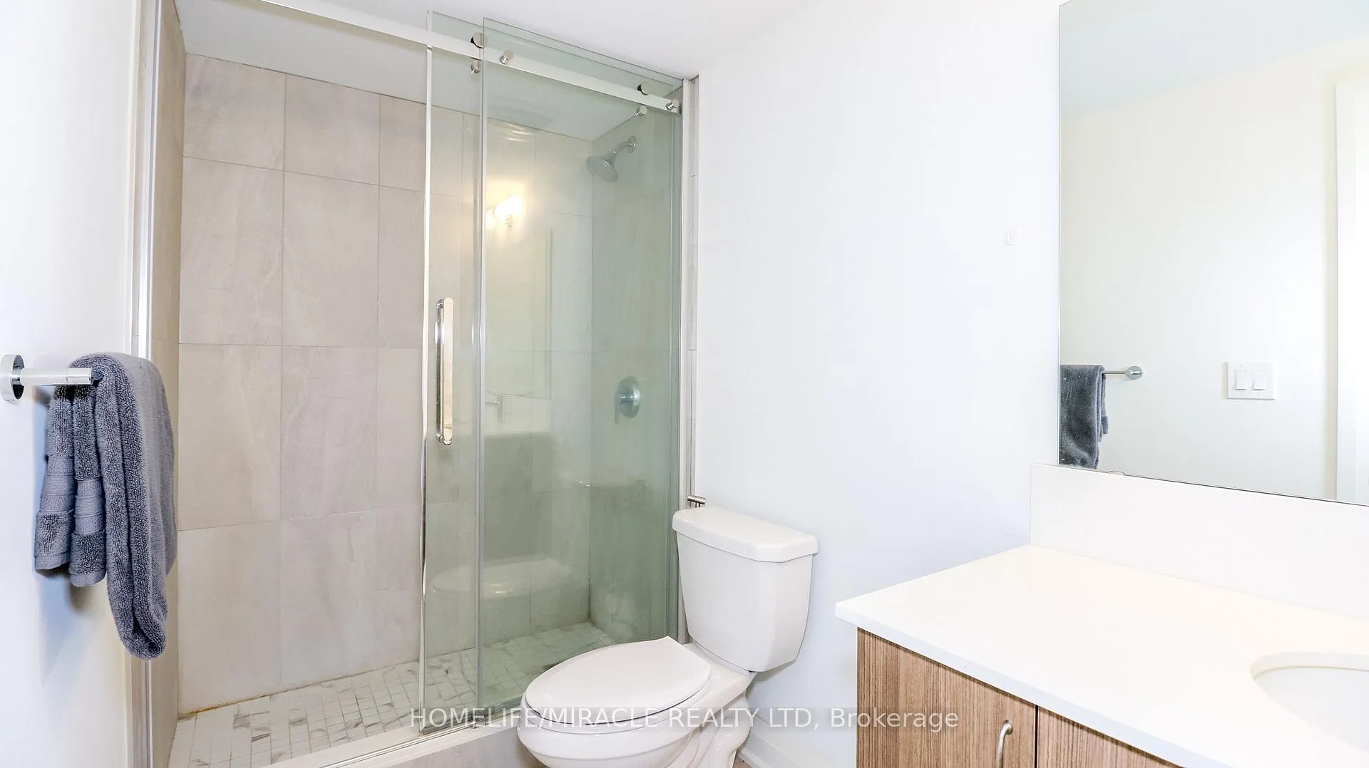 Photo 28 of Unit 501, 58 Lakeside Terrace, Barrie, Little Lake — HOMEH