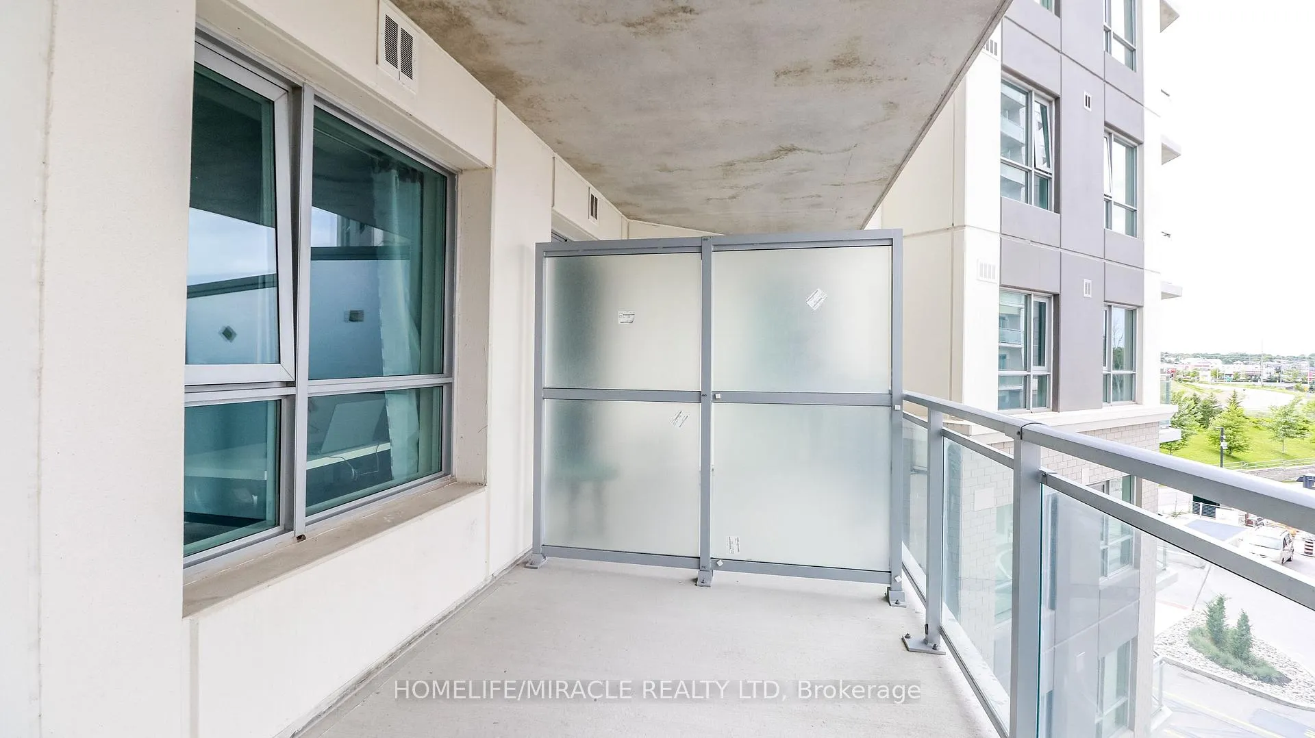 Photo 32 of Unit 501, 58 Lakeside Terrace, Barrie, Little Lake — HOMEH