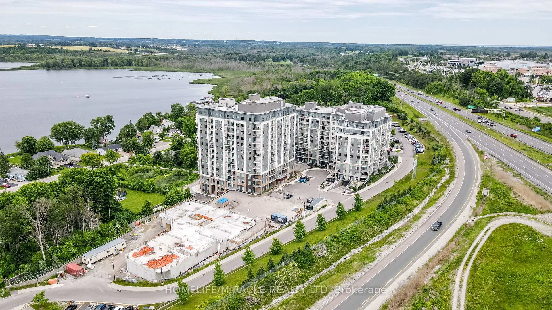 Photo 39 of Unit 501, 58 Lakeside Terrace, Barrie, Little Lake — HOMEH