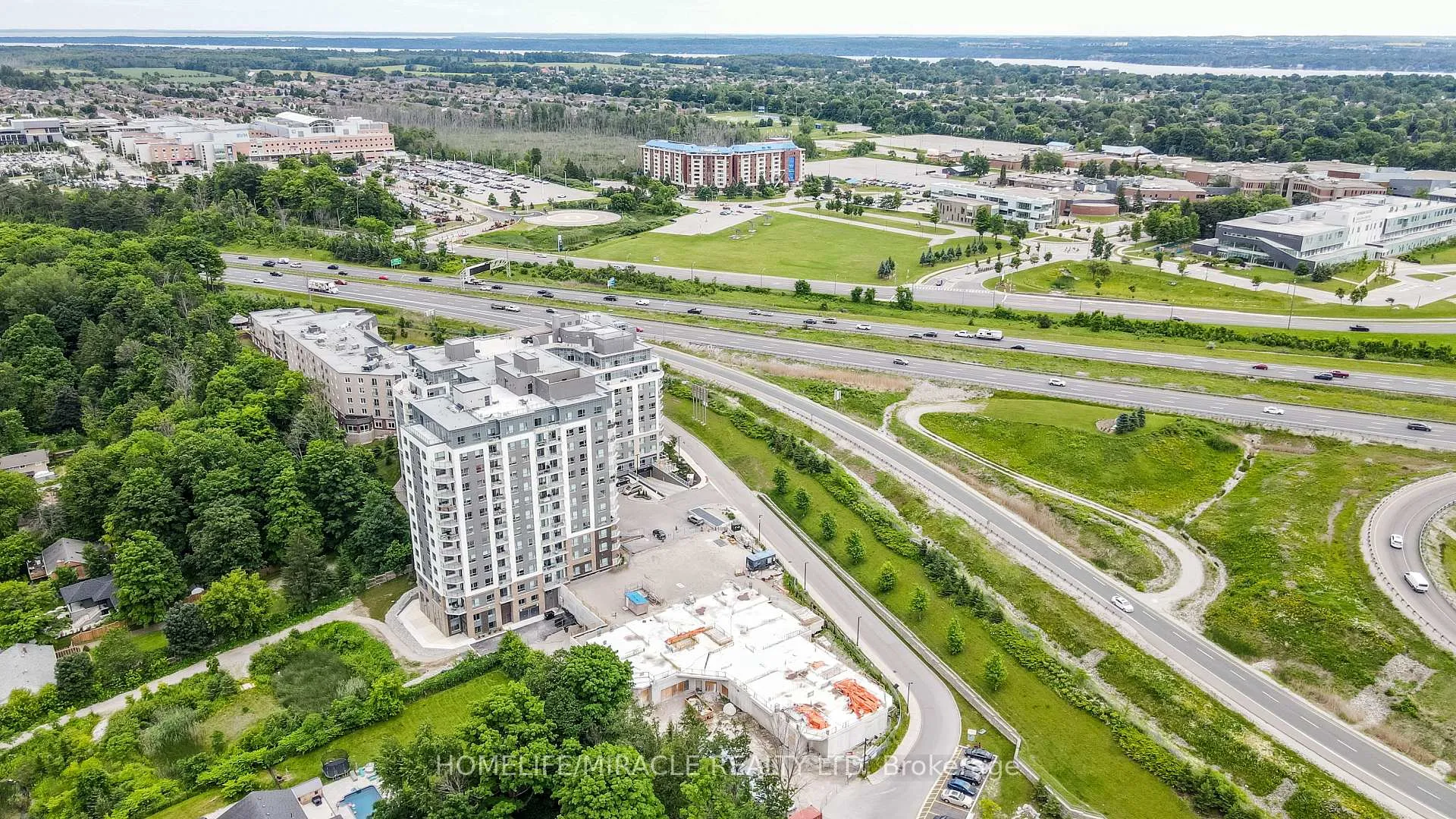Photo 41 of Unit 501, 58 Lakeside Terrace, Barrie, Little Lake — HOMEH