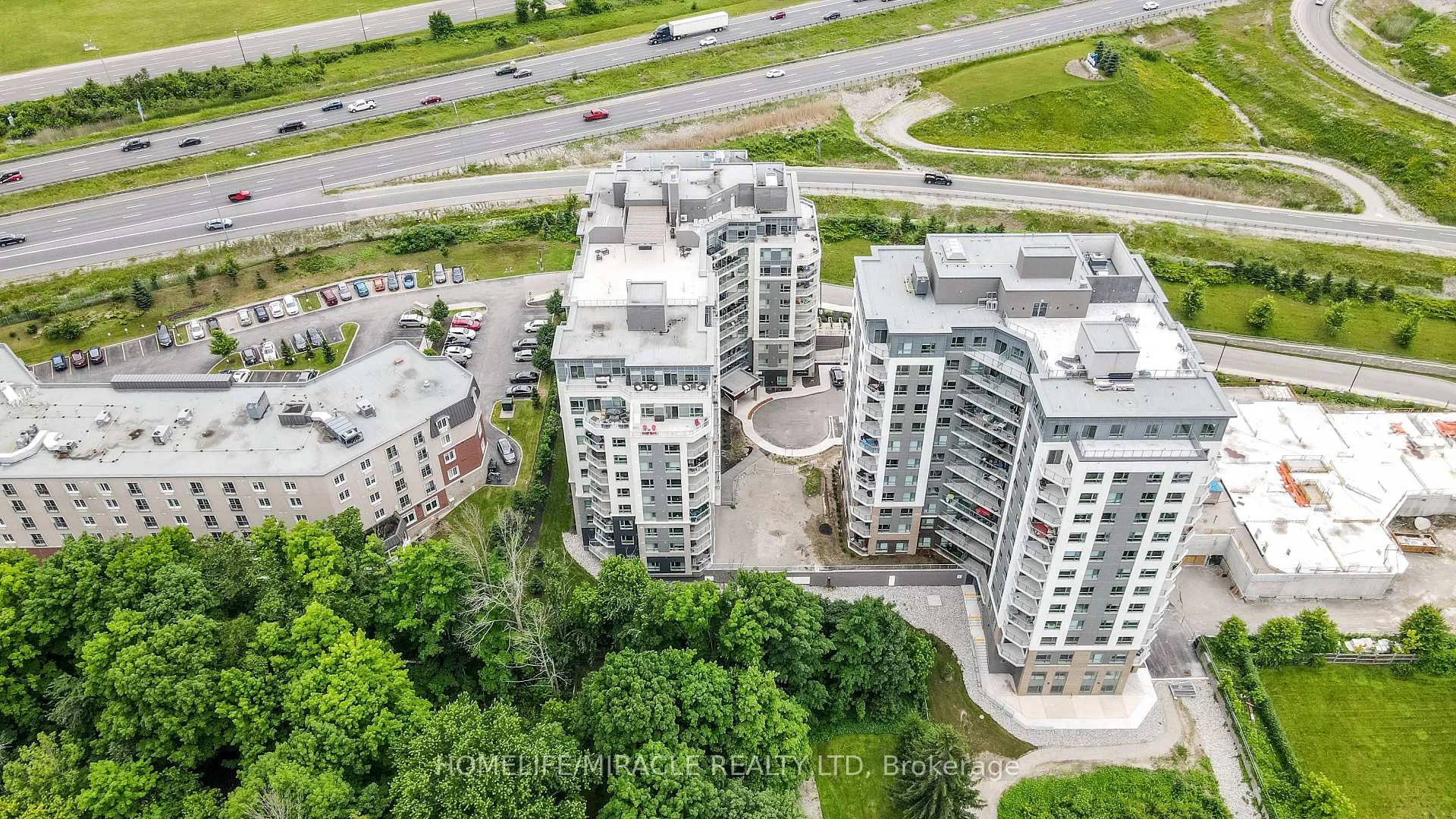 Photo 45 of Unit 501, 58 Lakeside Terrace, Barrie, Little Lake — HOMEH