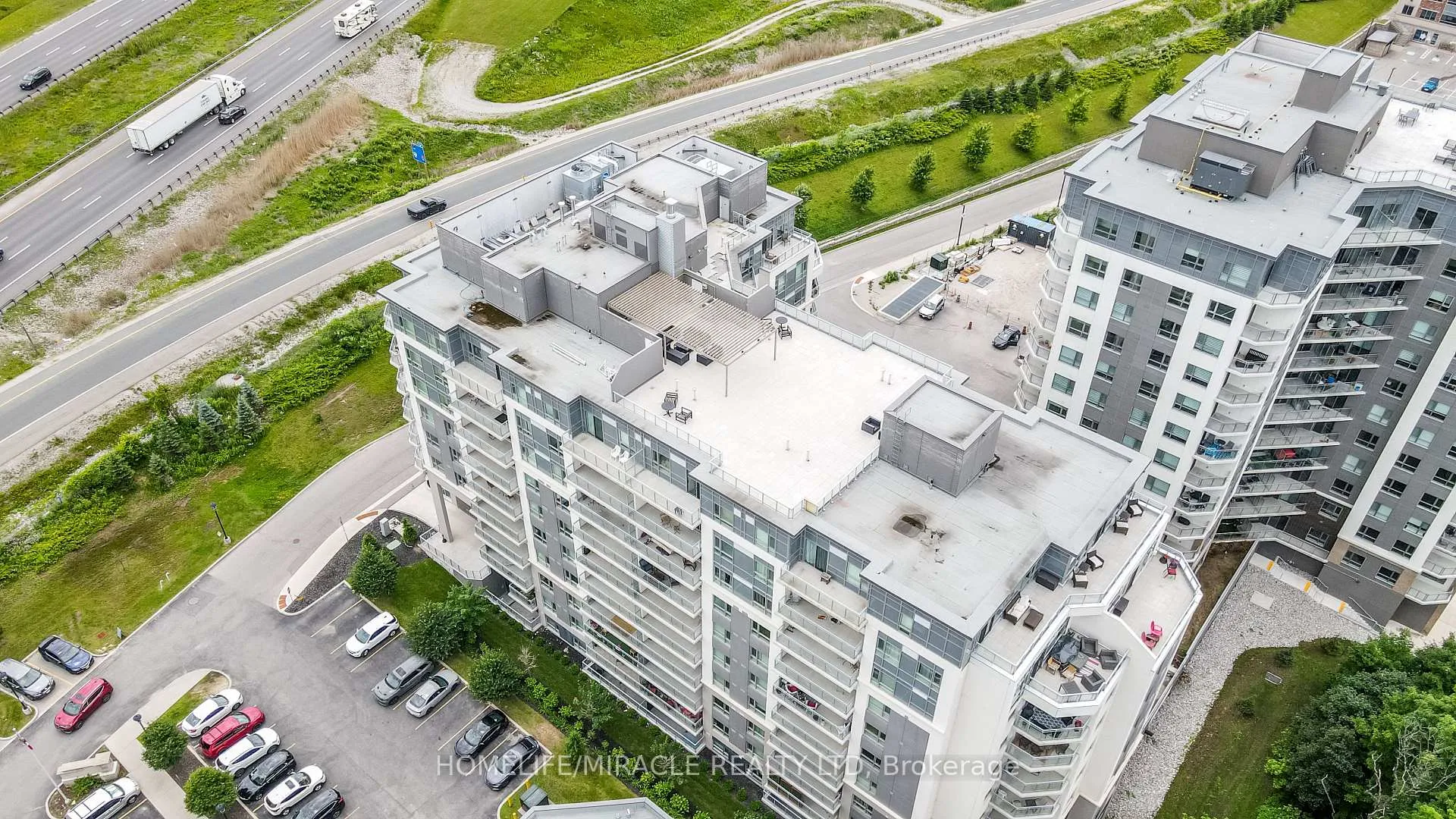 Photo 46 of Unit 501, 58 Lakeside Terrace, Barrie, Little Lake — HOMEH