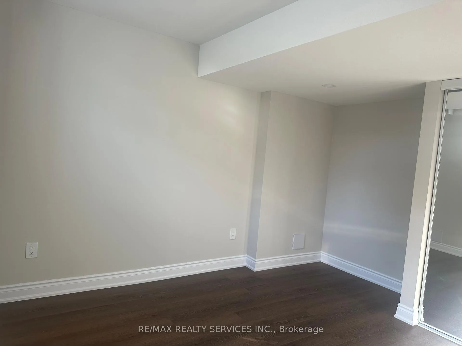 Photo 5 of Unit basement, 15 Powell Dr, Brampton, Sandringham-Wellington — HOMEH