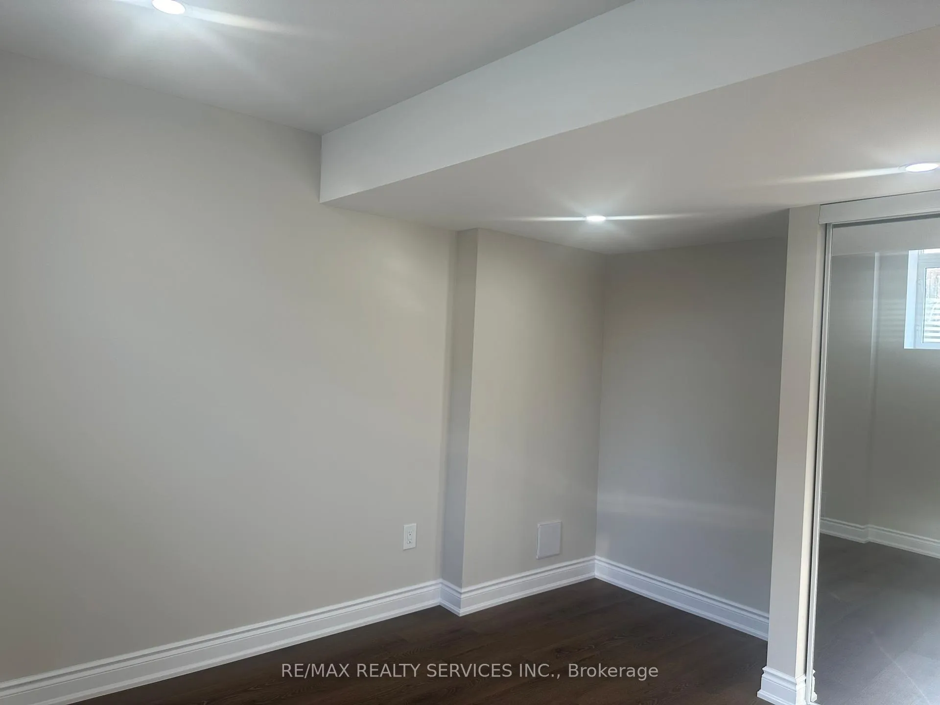 Photo 9 of Unit basement, 15 Powell Dr, Brampton, Sandringham-Wellington — HOMEH