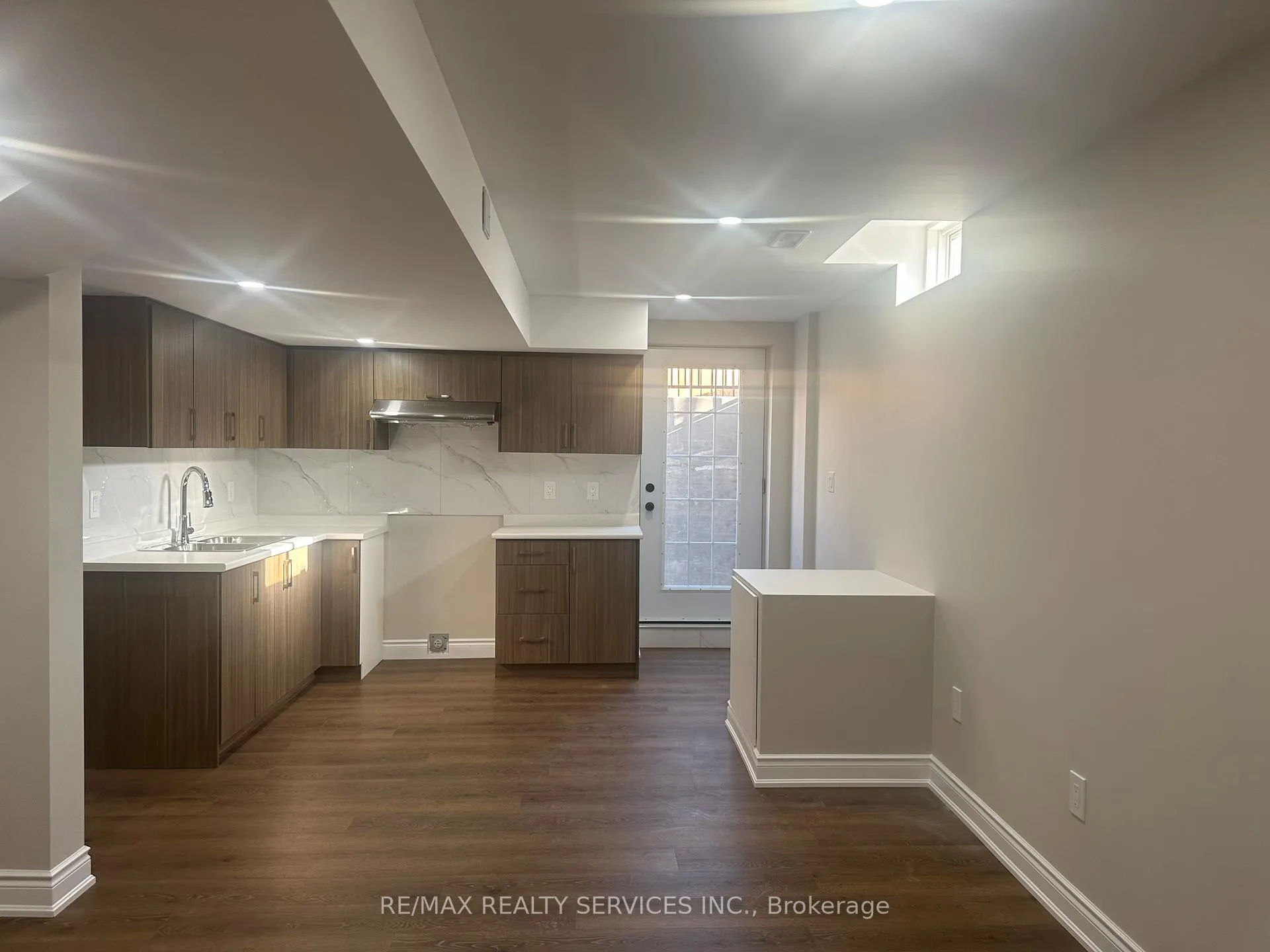 Photo 10 of Unit basement, 15 Powell Dr, Brampton, Sandringham-Wellington — HOMEH