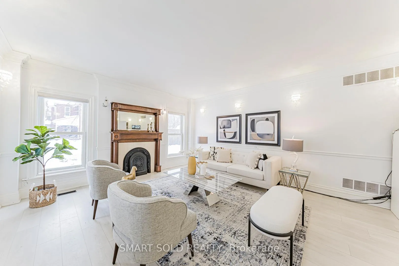 Photo 12 of 109 Main St, Markham, Unionville — HOMEH