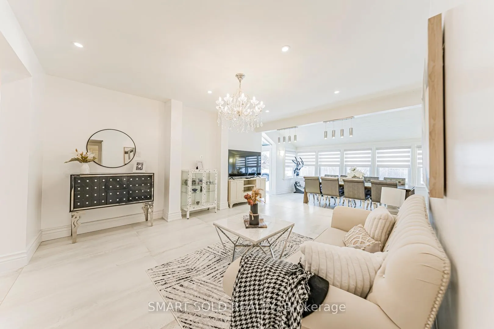 Photo 23 of 109 Main St, Markham, Unionville — HOMEH