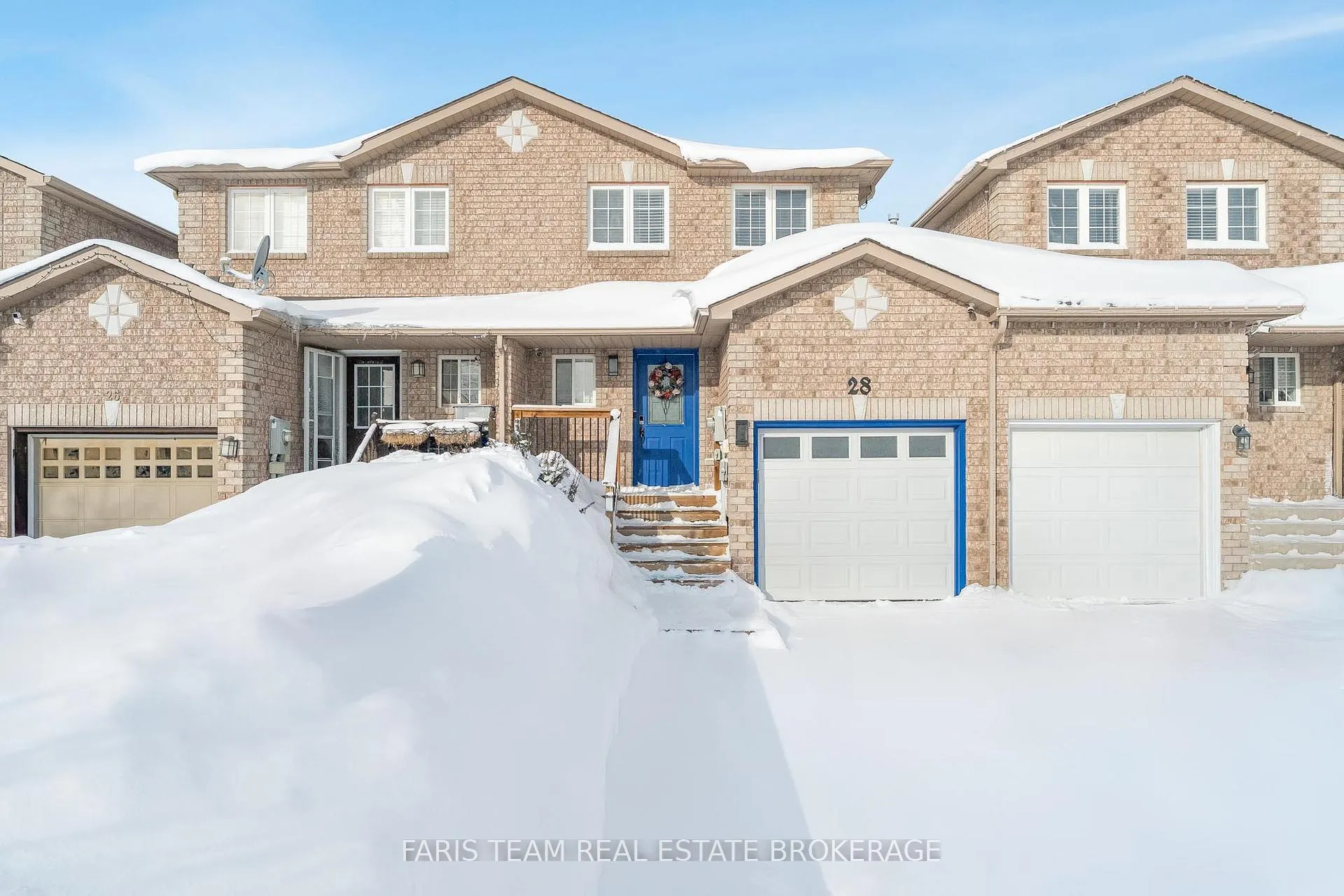 Front of 28 Raymond Cres
