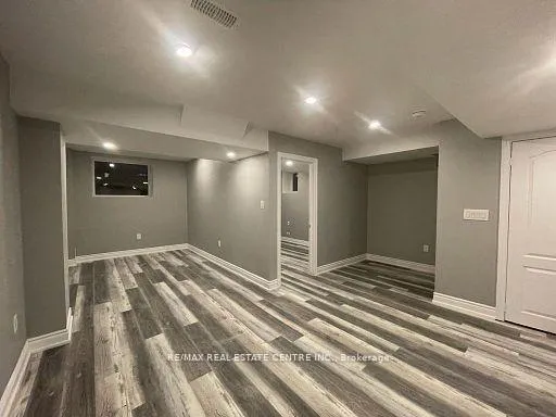 Photo 7 of Unit basement, 82 Banbridge Cres, Brampton, Credit Valley — HOMEH