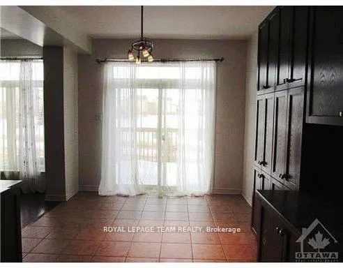 Photo 5 of 224 FLODDEN Way, Ottawa, Barrhaven East — HOMEH