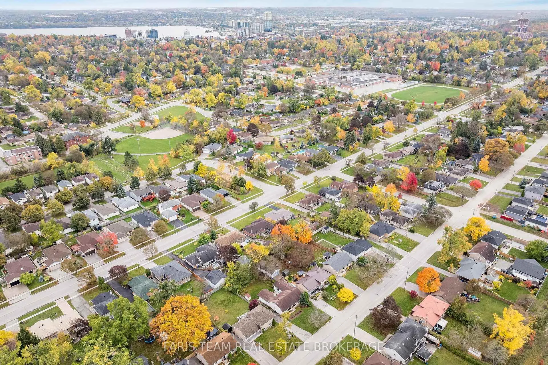 Photo 36 of 128 Rose St, Barrie, Wellington — HOMEH