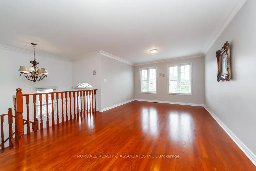 Photo 9 of 58 San Vito Dr, Vaughan, Sonoma Heights — HOMEH