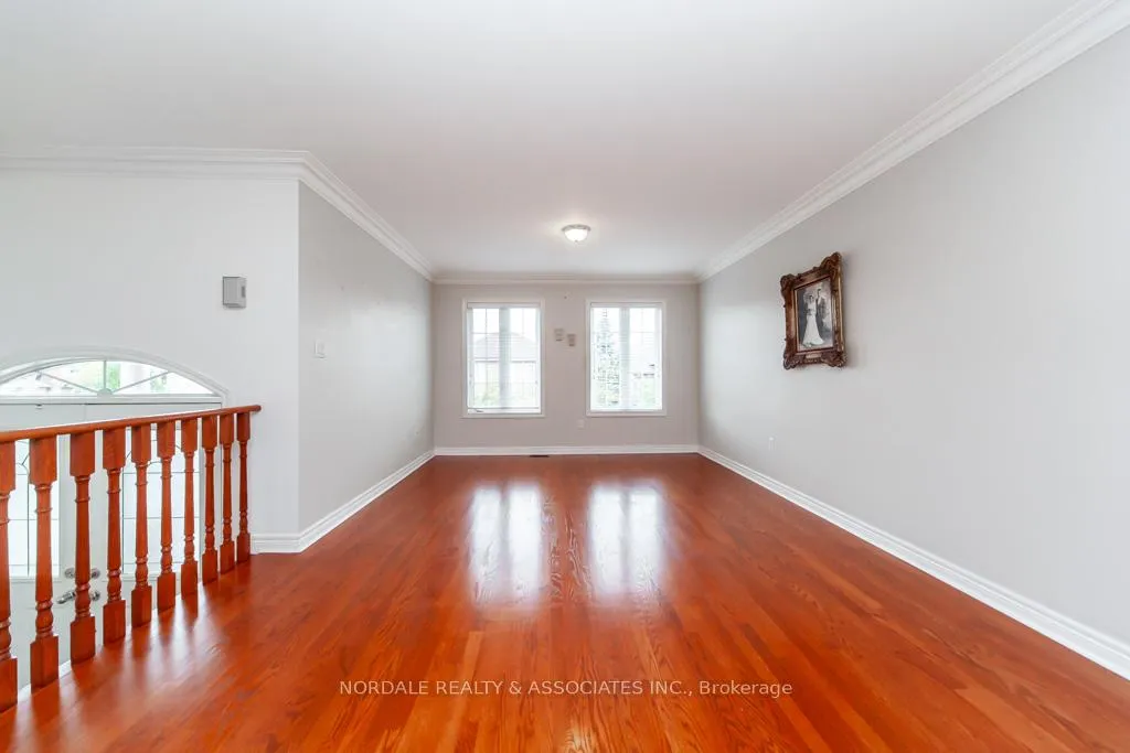 Photo 10 of 58 San Vito Dr, Vaughan, Sonoma Heights — HOMEH