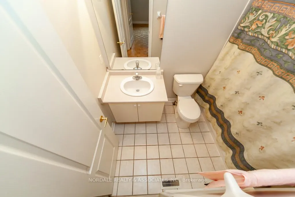 Photo 33 of 58 San Vito Dr, Vaughan, Sonoma Heights — HOMEH