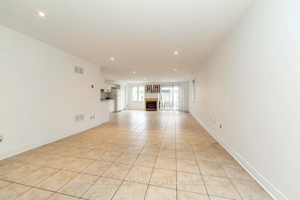 Photo 37 of 58 San Vito Dr, Vaughan, Sonoma Heights — HOMEH