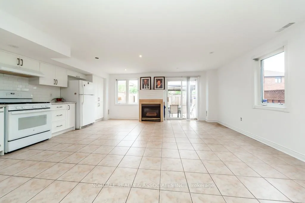 Photo 39 of 58 San Vito Dr, Vaughan, Sonoma Heights — HOMEH