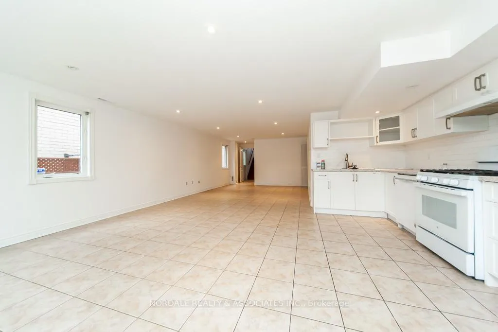 Photo 41 of 58 San Vito Dr, Vaughan, Sonoma Heights — HOMEH