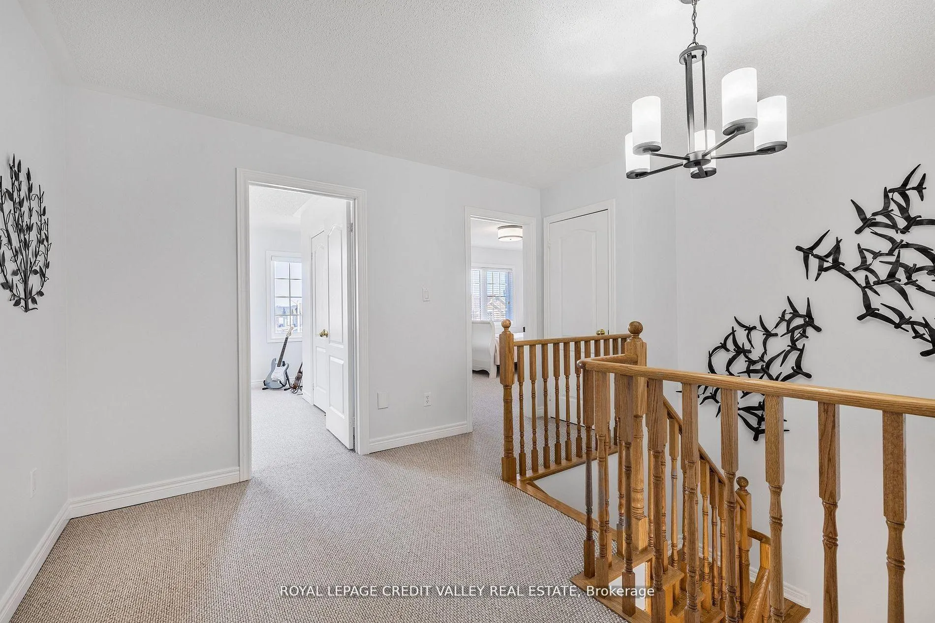 Photo 24 of 14 Larande Crt, Brampton, Bram West — HOMEH