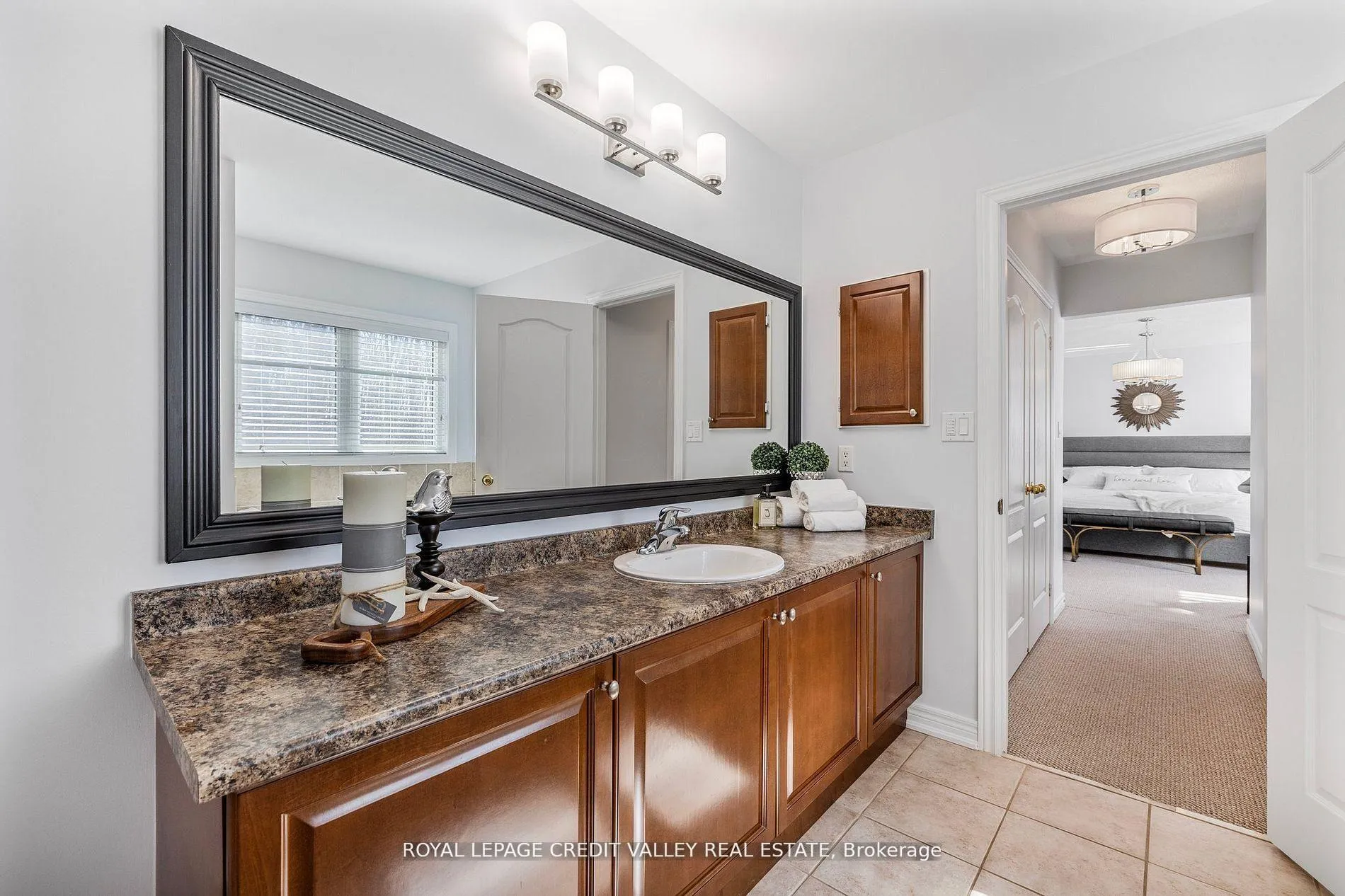 Photo 38 of 14 Larande Crt, Brampton, Bram West — HOMEH