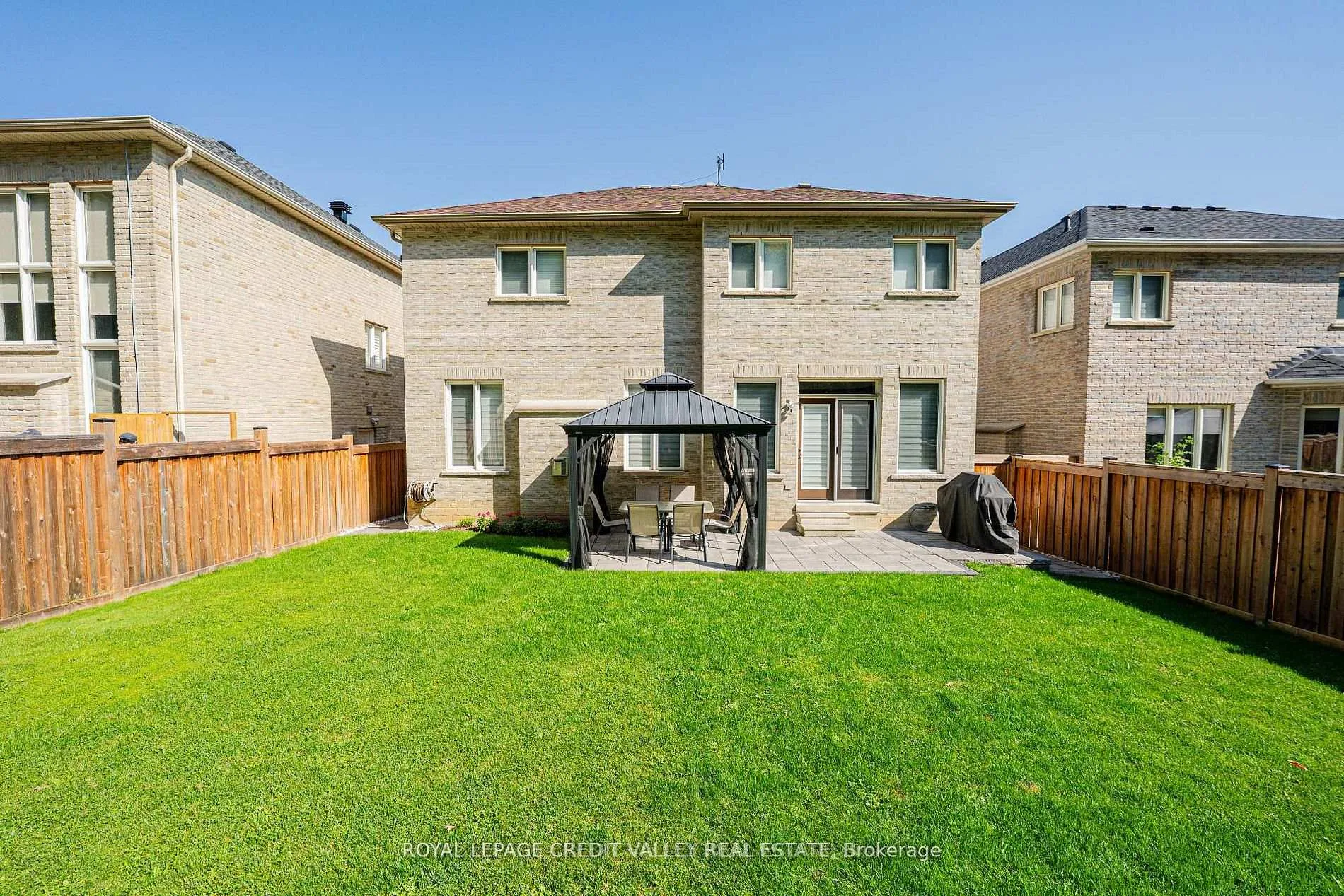 Photo 43 of 14 Larande Crt, Brampton, Bram West — HOMEH