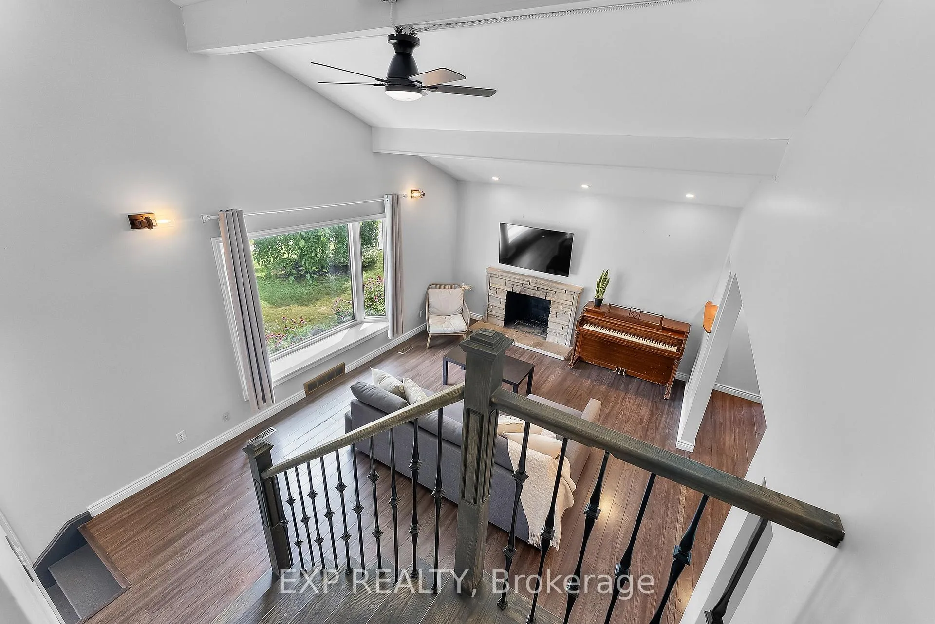 Photo 5 of 6937 Waterloo Dr, Niagara Falls, Casey — HOMEH