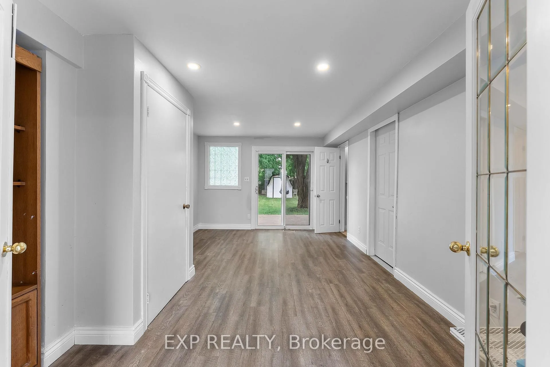 Photo 16 of 6937 Waterloo Dr, Niagara Falls, Casey — HOMEH