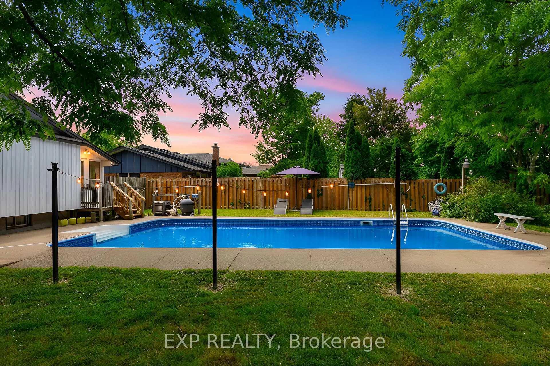 Photo 35 of 6937 Waterloo Dr, Niagara Falls, Casey — HOMEH