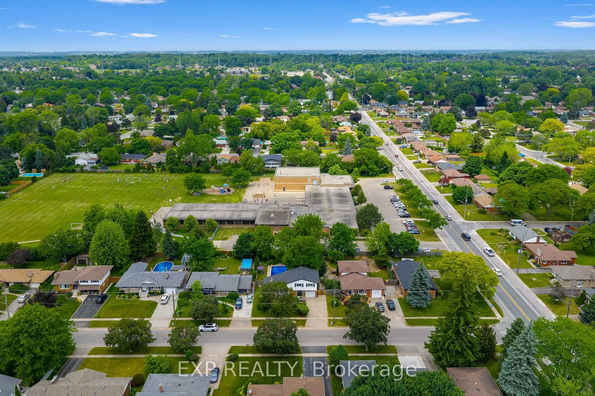Photo 44 of 6937 Waterloo Dr, Niagara Falls, Casey — HOMEH