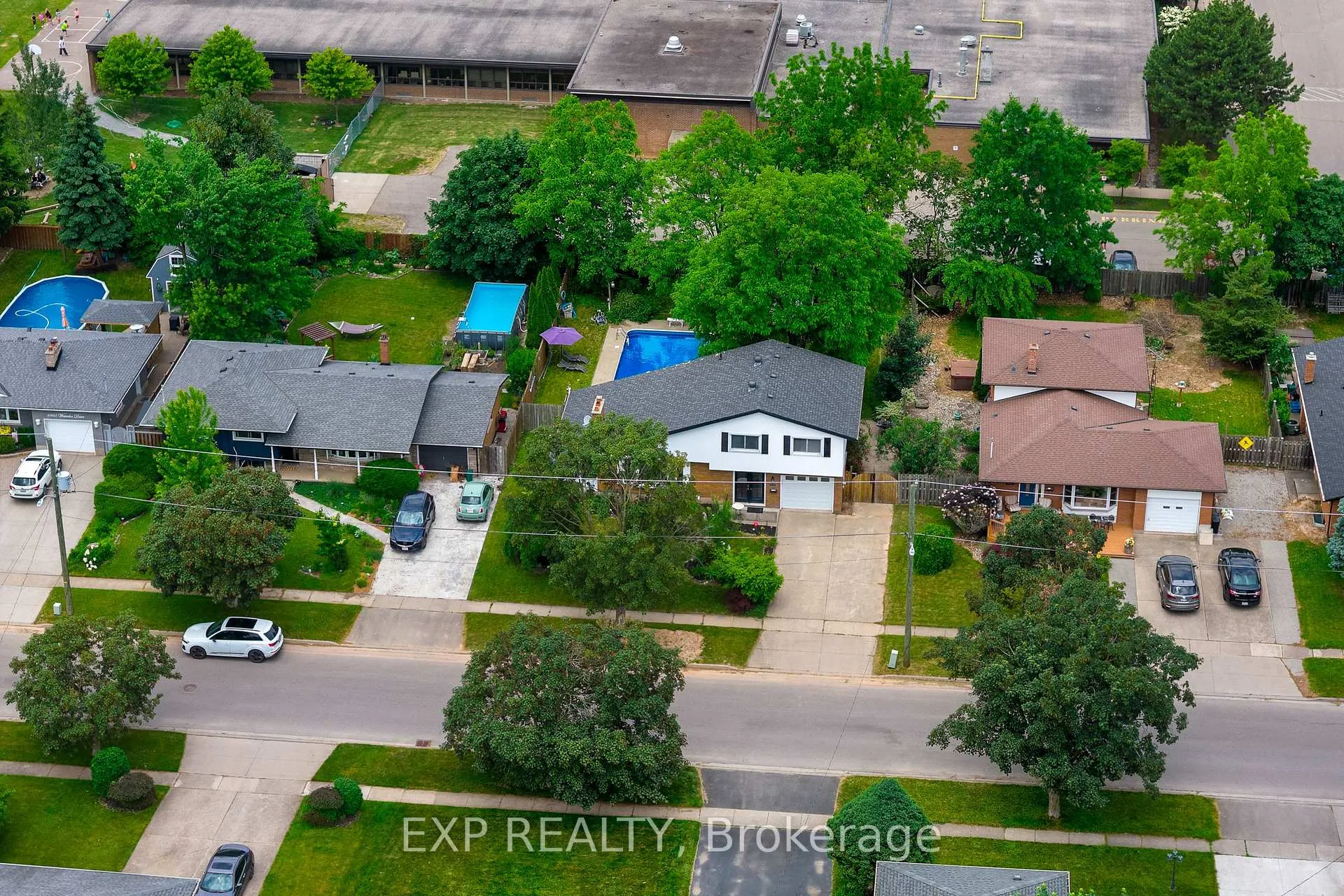 Photo 45 of 6937 Waterloo Dr, Niagara Falls, Casey — HOMEH