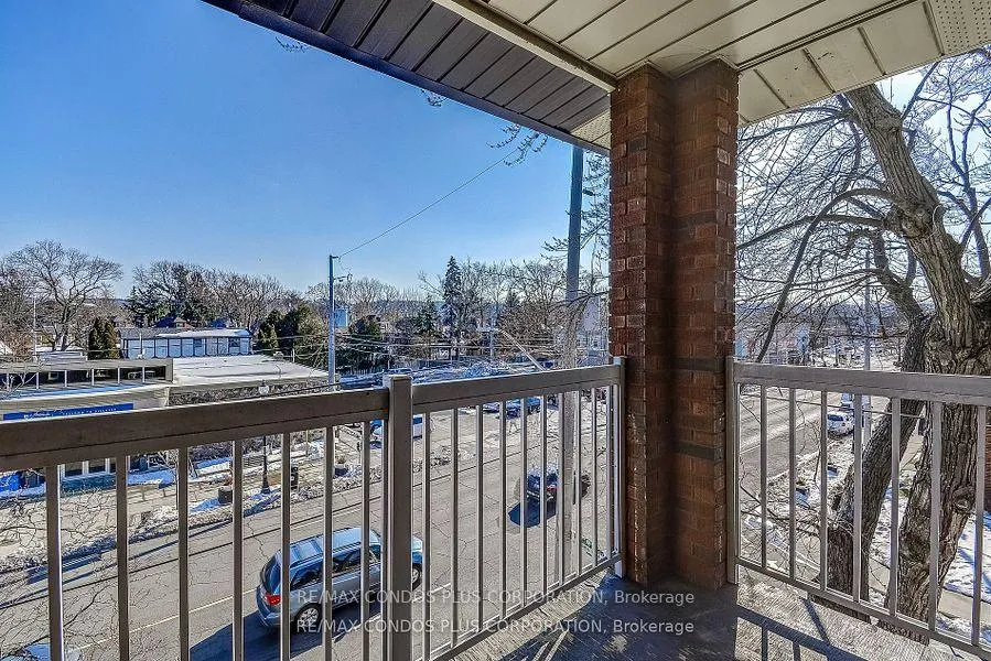 Photo 5 of Unit 5, 4 North Oval St, Hamilton, Westdale — HOMEH