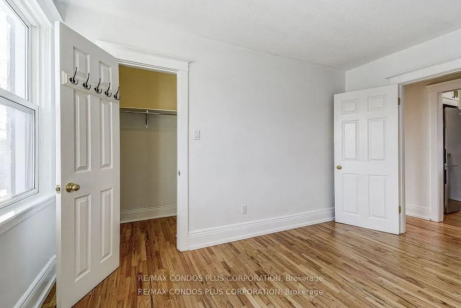 Photo 10 of Unit 5, 4 North Oval St, Hamilton, Westdale — HOMEH
