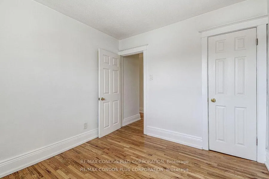 Photo 11 of Unit 5, 4 North Oval St, Hamilton, Westdale — HOMEH