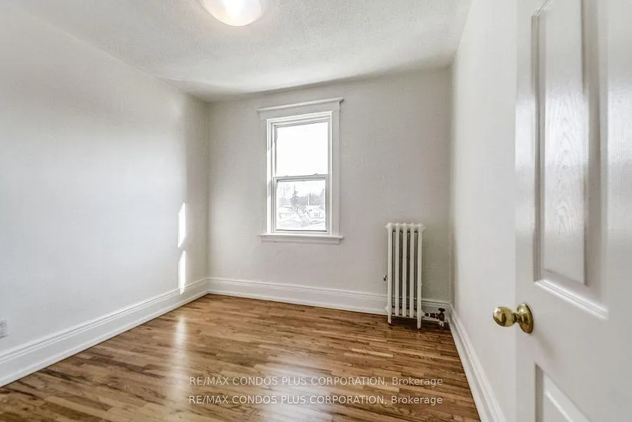 Photo 15 of Unit 5, 4 North Oval St, Hamilton, Westdale — HOMEH