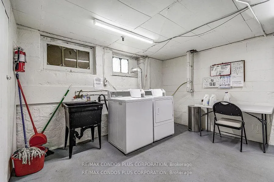 Photo 19 of Unit 5, 4 North Oval St, Hamilton, Westdale — HOMEH