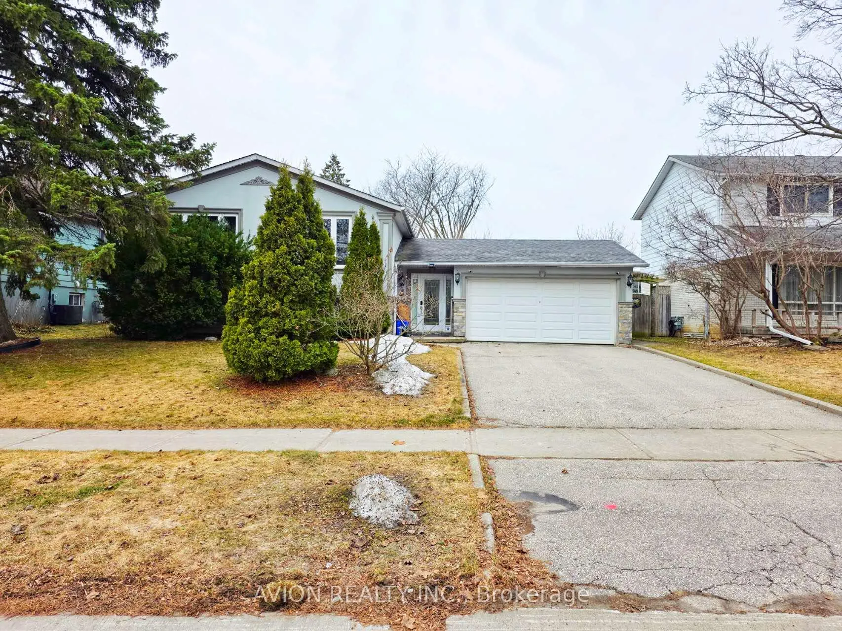 Photo 1 of Unit basement, 4 Reesorville Rd, Markham, Markham Village — HOMEH