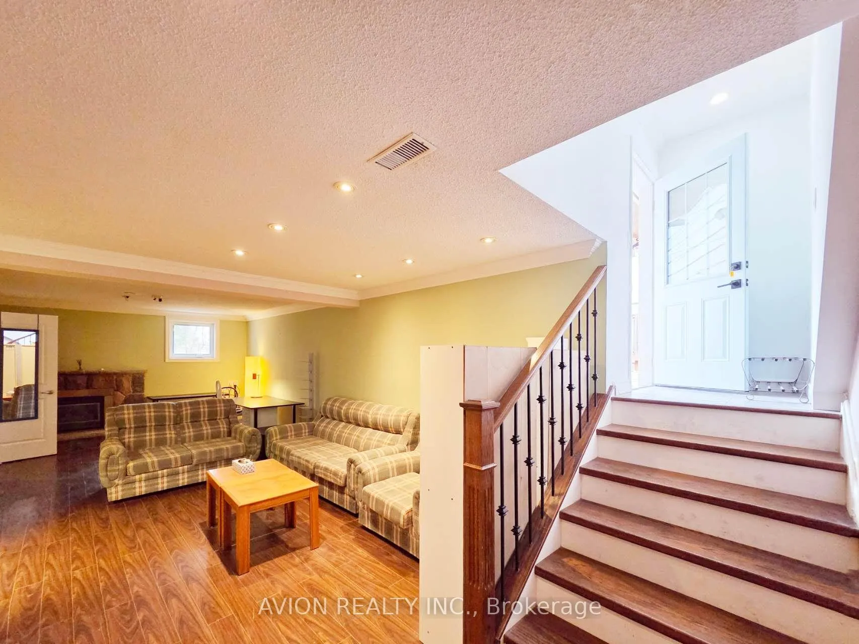 Photo 4 of Unit basement, 4 Reesorville Rd, Markham, Markham Village — HOMEH