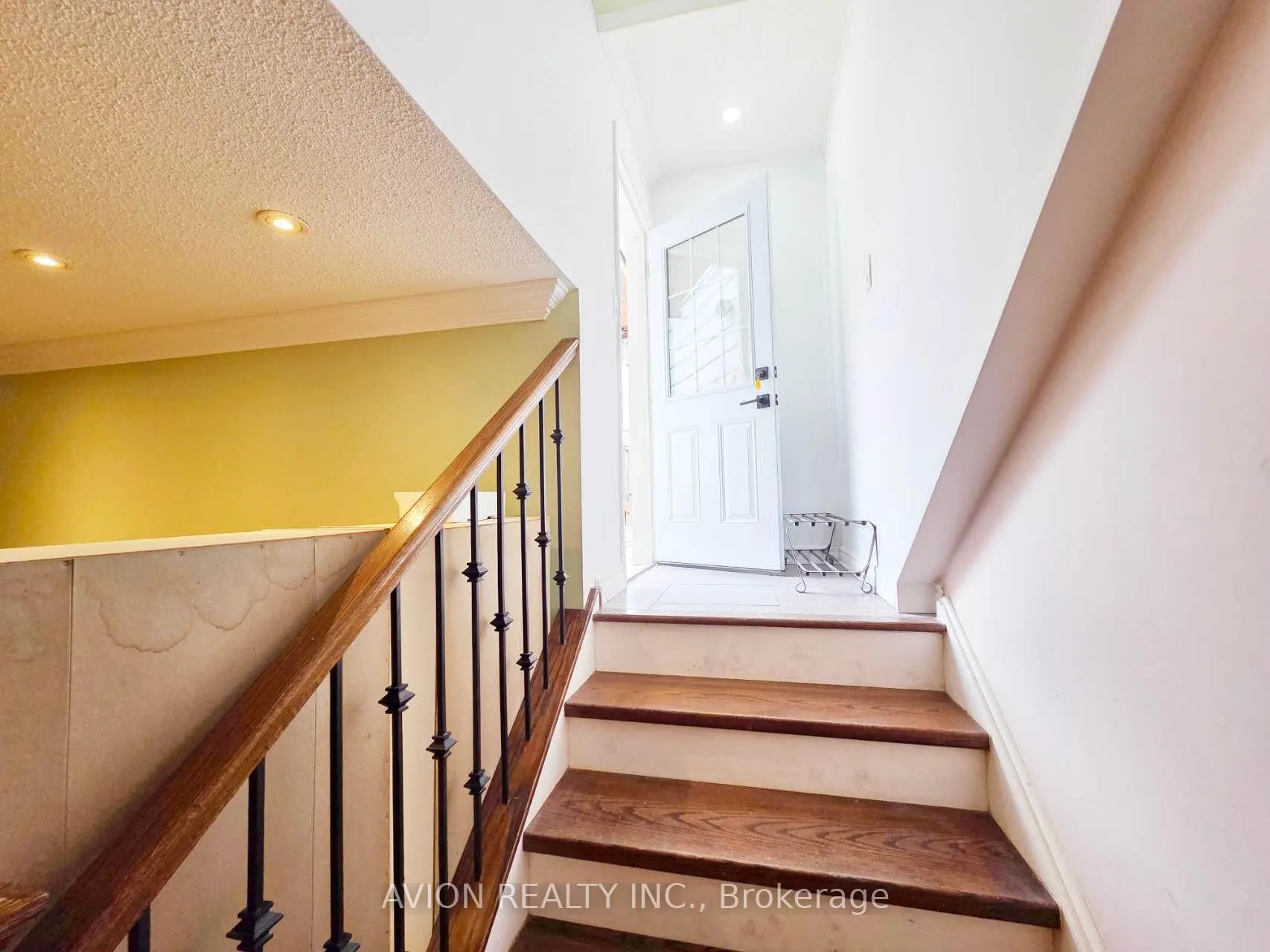 Photo 5 of Unit basement, 4 Reesorville Rd, Markham, Markham Village — HOMEH