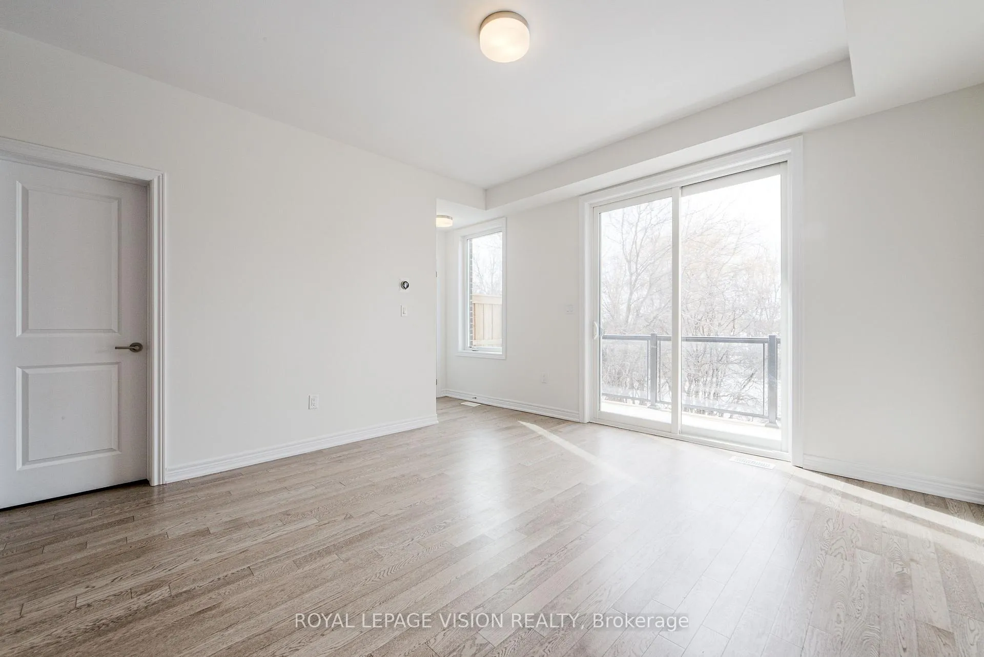 Photo 11 of 24 Folcroft St, Brampton, Credit Valley — HOMEH