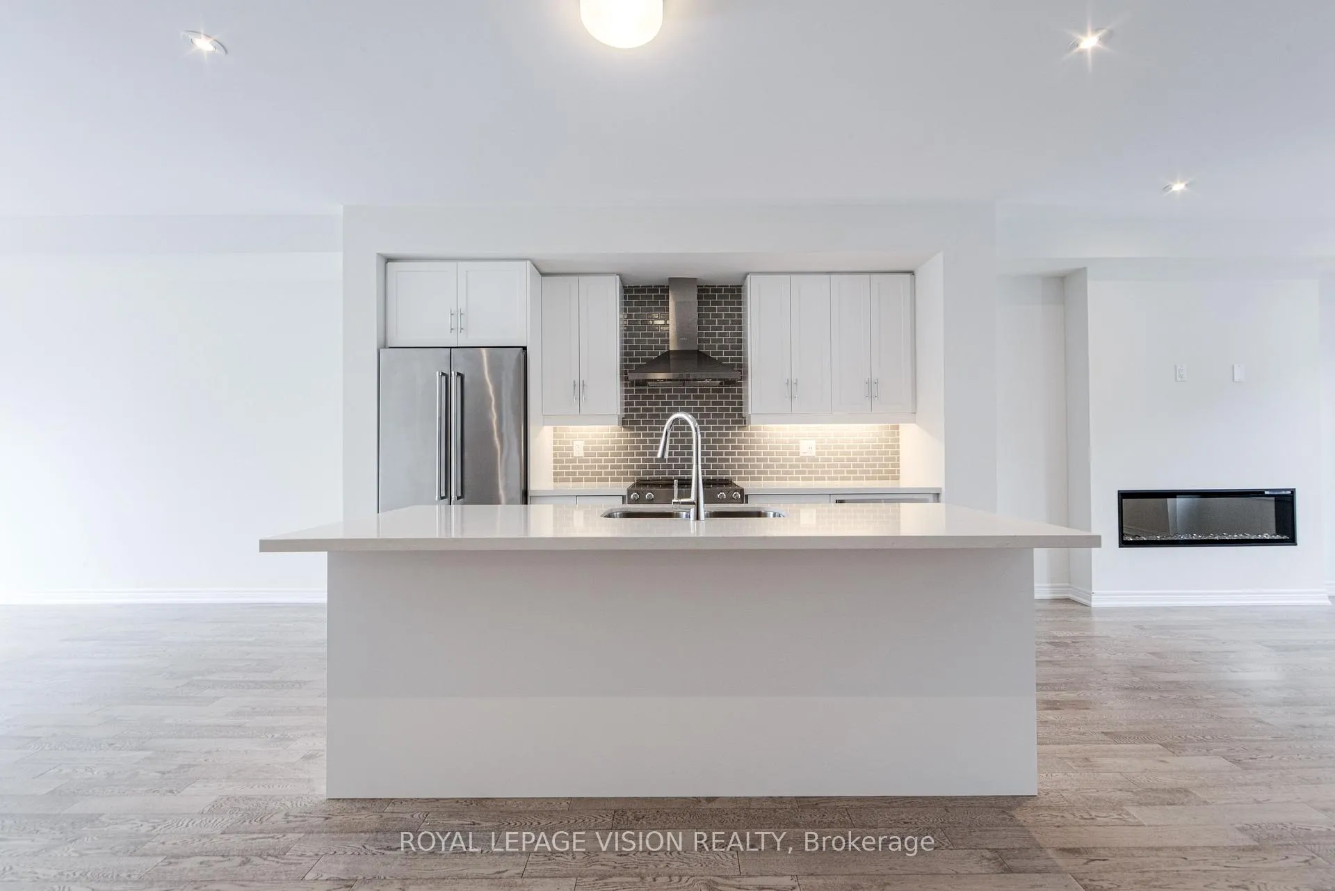 Photo 18 of 24 Folcroft St, Brampton, Credit Valley — HOMEH