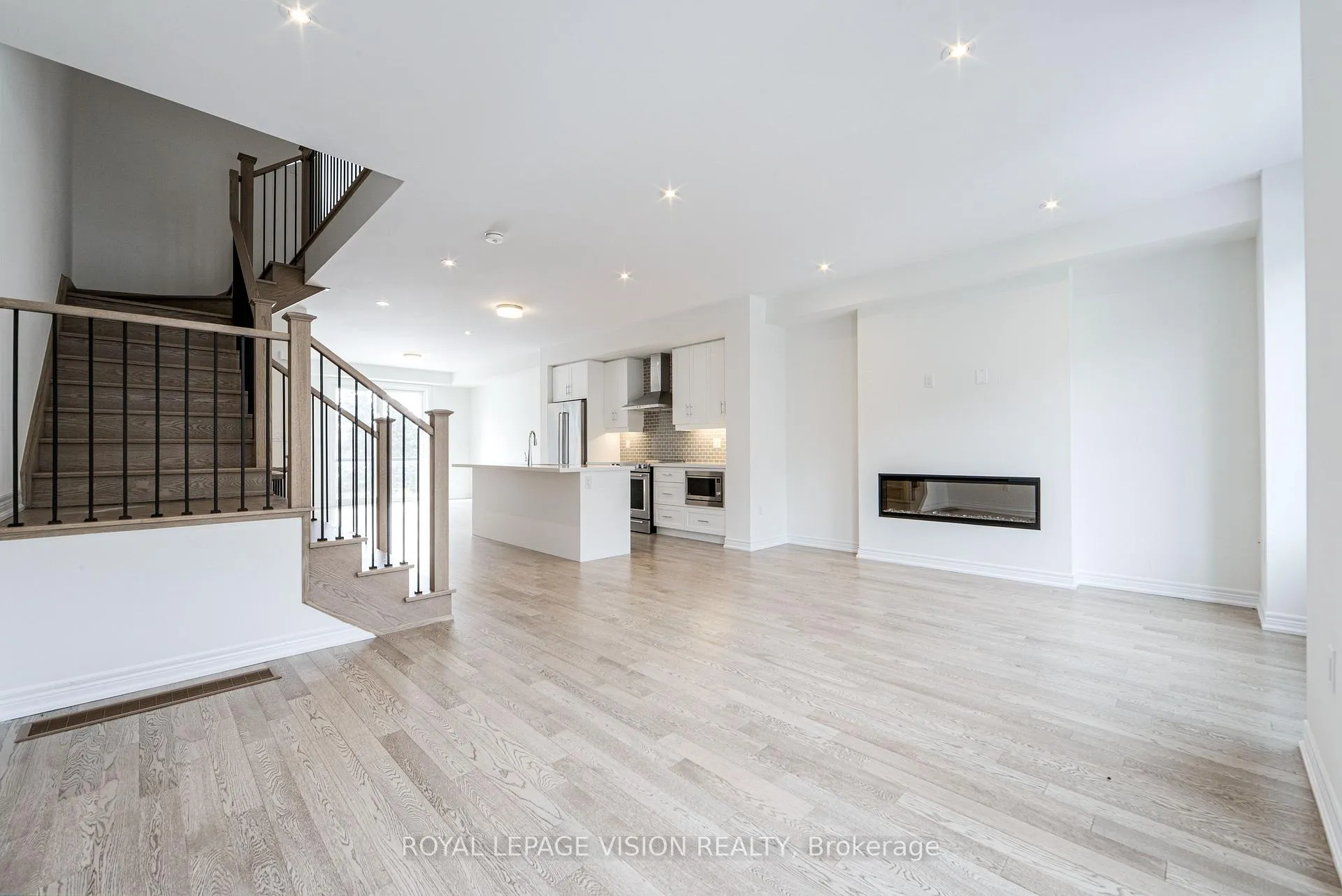 Photo 24 of 24 Folcroft St, Brampton, Credit Valley — HOMEH