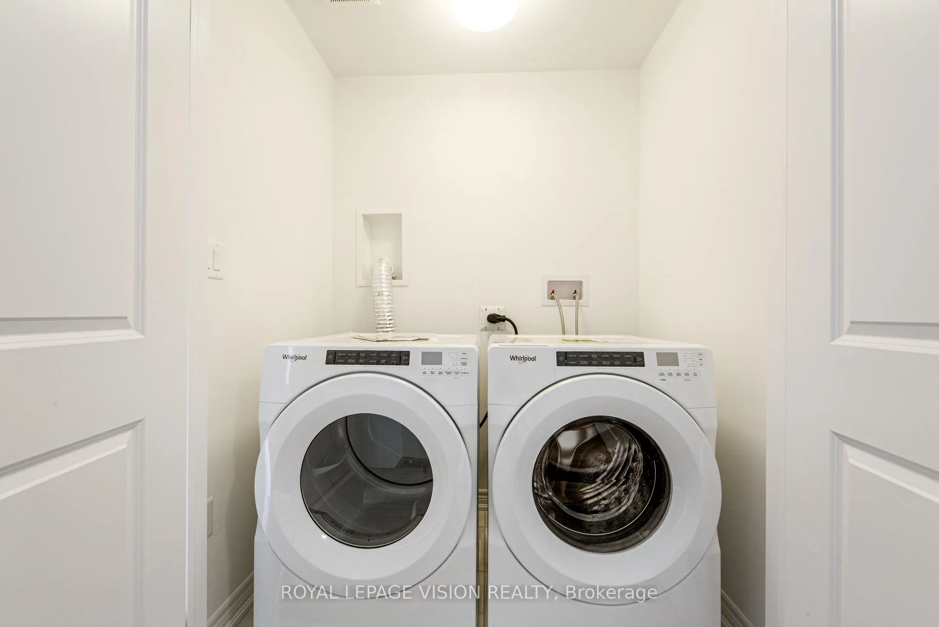 Photo 27 of 24 Folcroft St, Brampton, Credit Valley — HOMEH