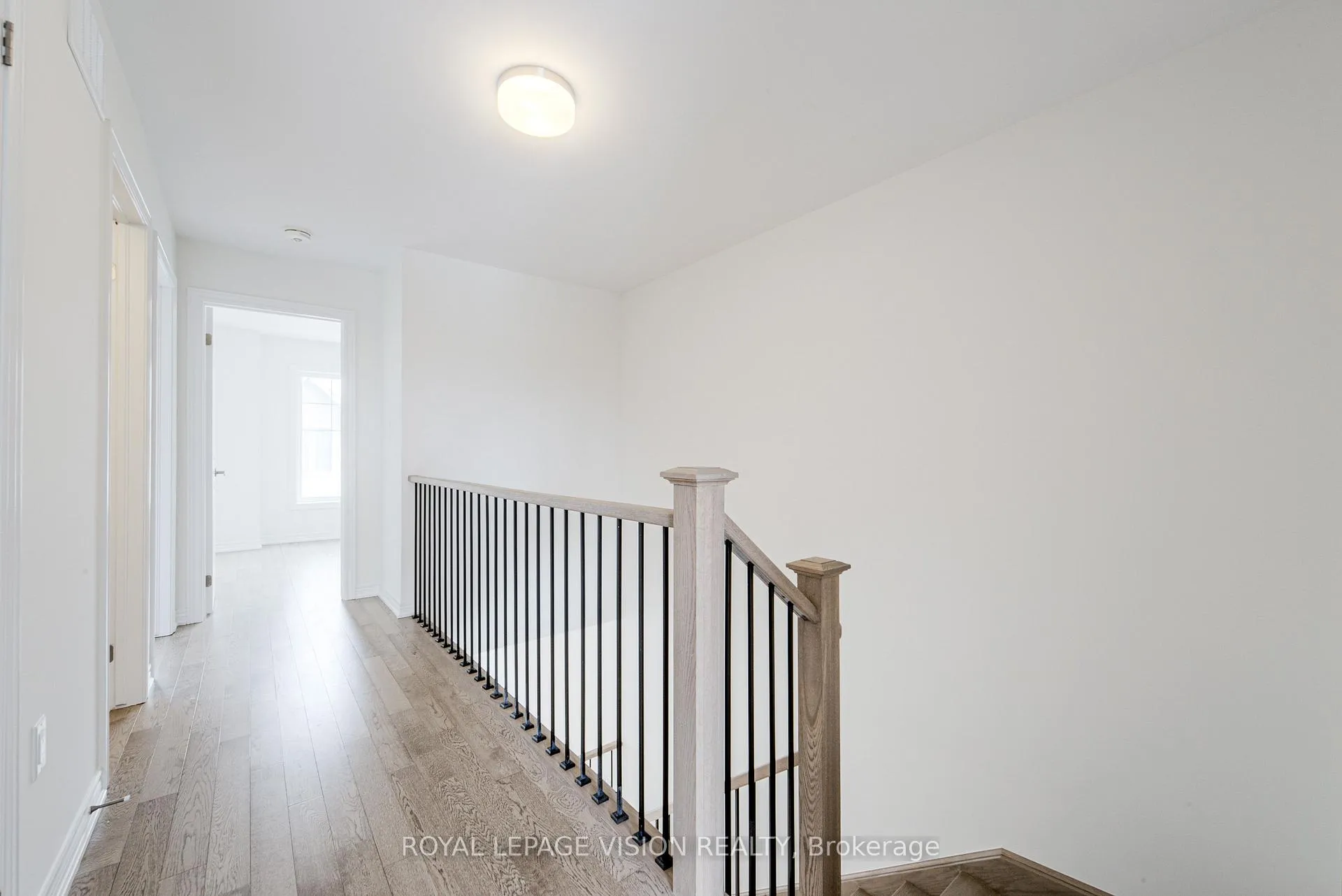 Photo 28 of 24 Folcroft St, Brampton, Credit Valley — HOMEH