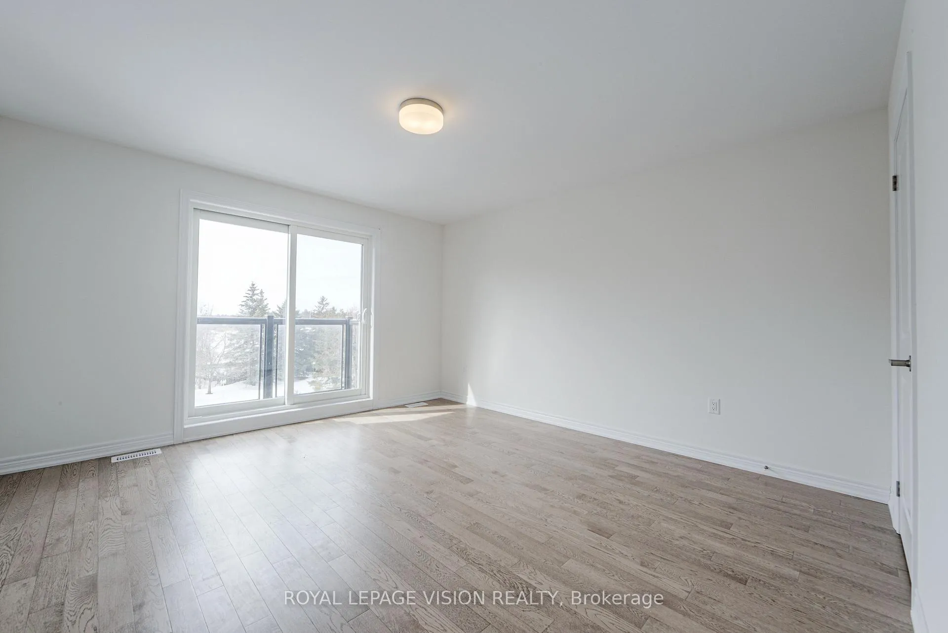 Photo 29 of 24 Folcroft St, Brampton, Credit Valley — HOMEH