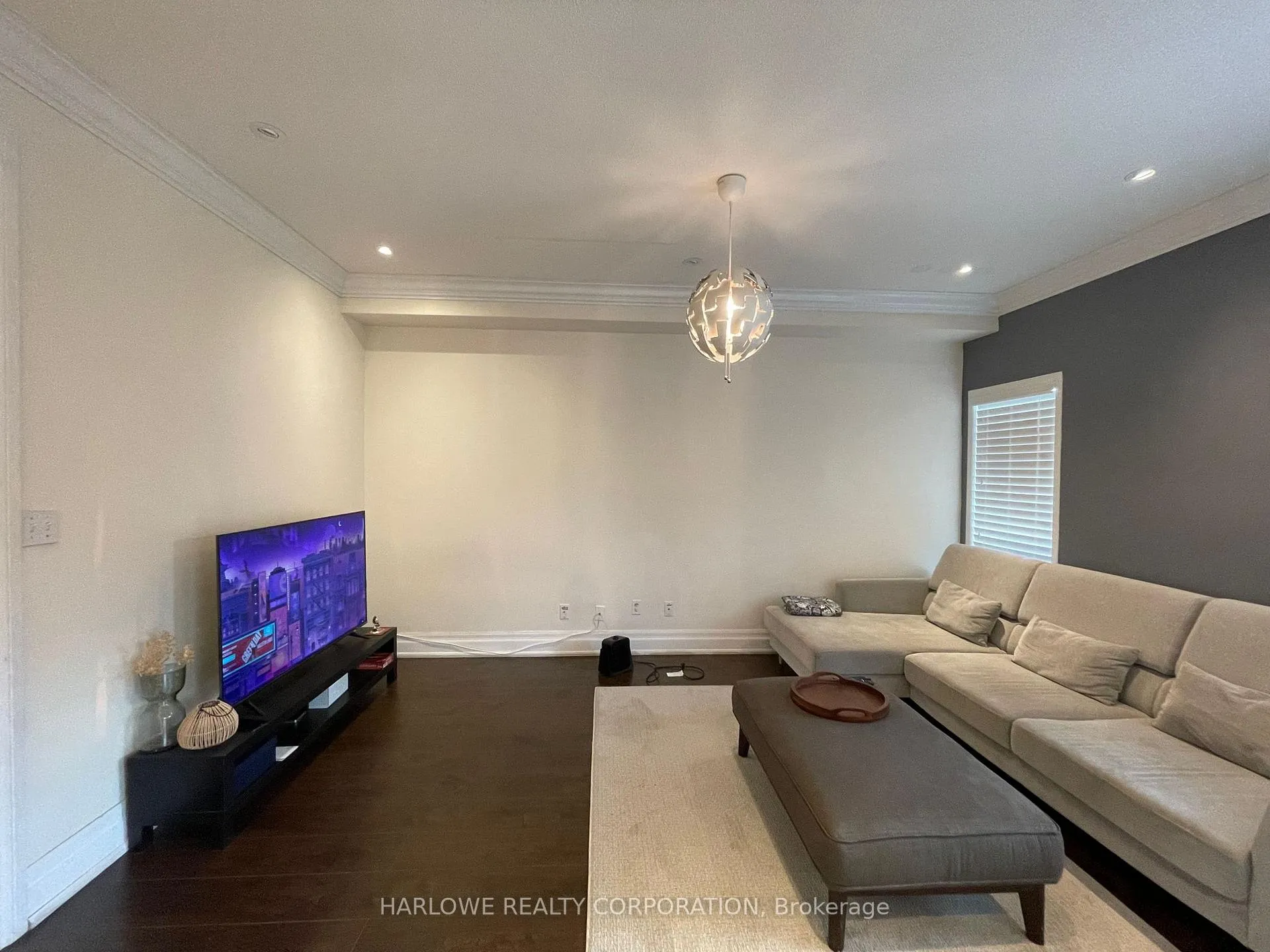 Photo 5 of Unit upper, 54 Travis Cres, Brampton, Fletcher's West — HOMEH