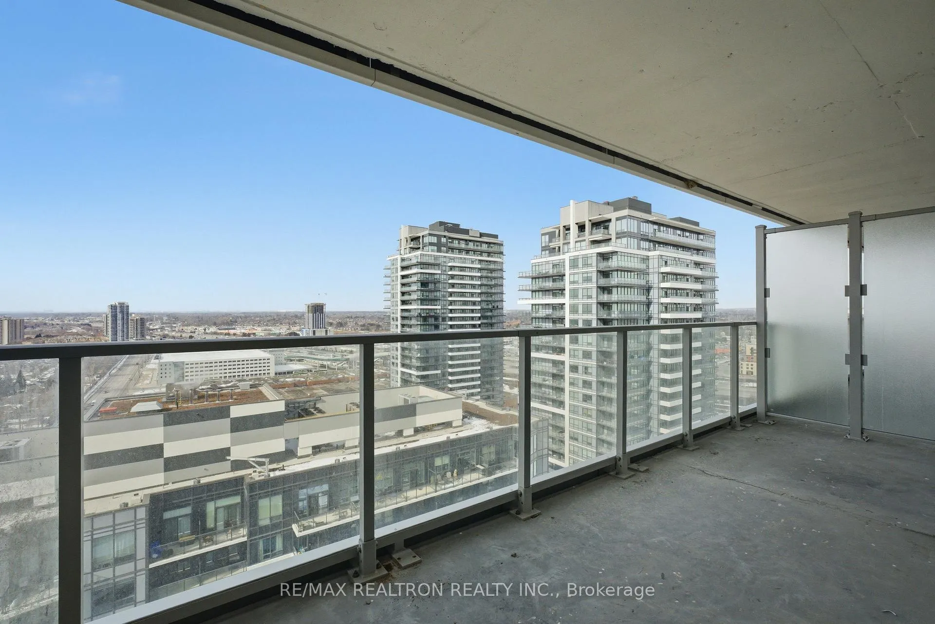 Photo 11 of Unit 2210, 1010 Sandy Beach Rd, Pickering, Bay Ridges — HOMEH