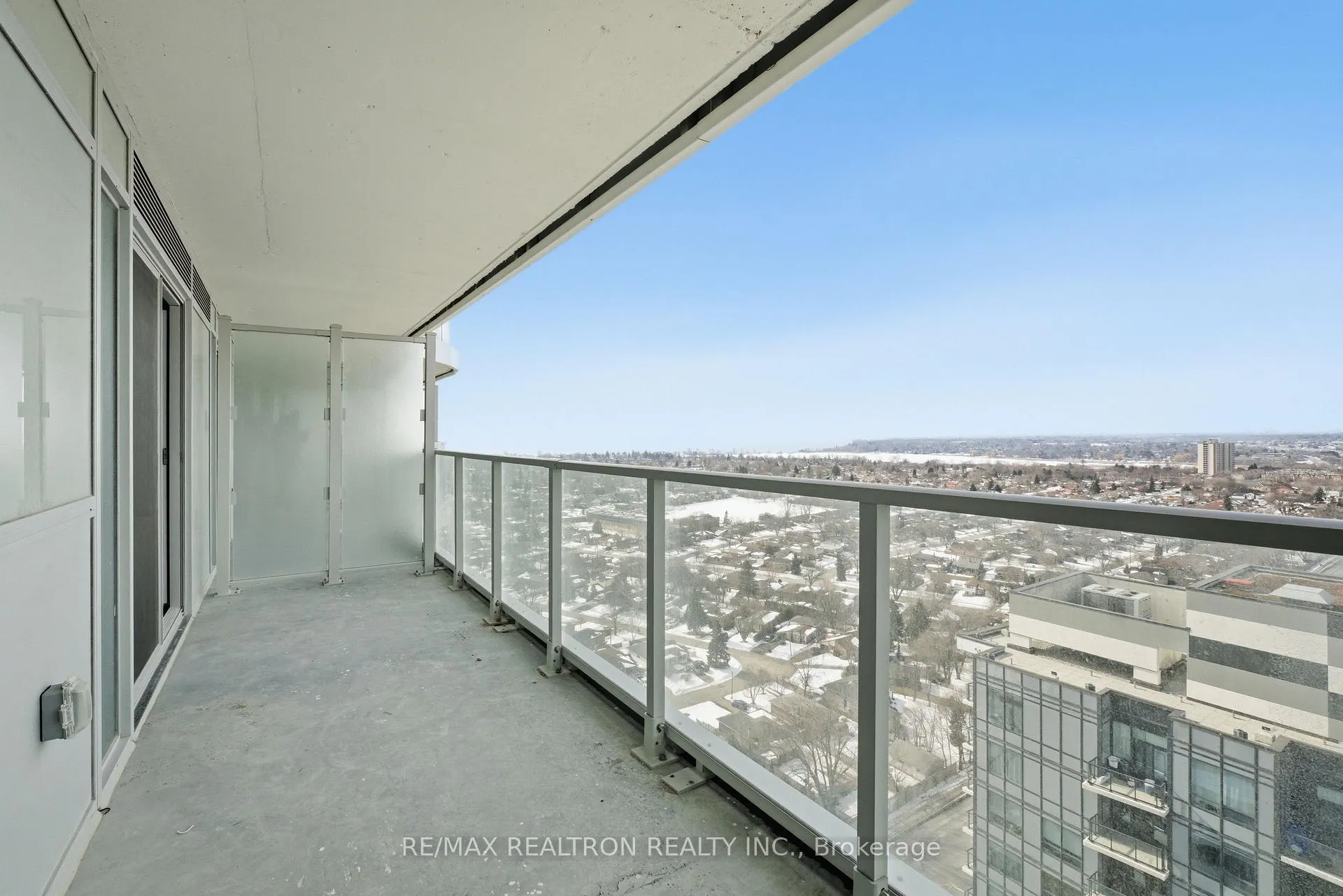 Photo 18 of Unit 2210, 1010 Sandy Beach Rd, Pickering, Bay Ridges — HOMEH